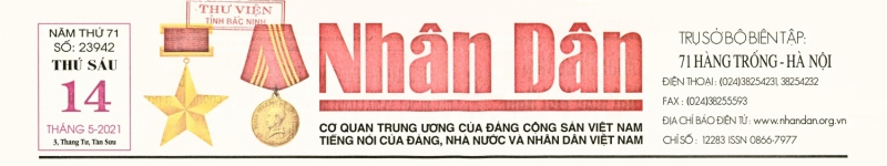 80 mùa hoa lớn lên cùng đất nước